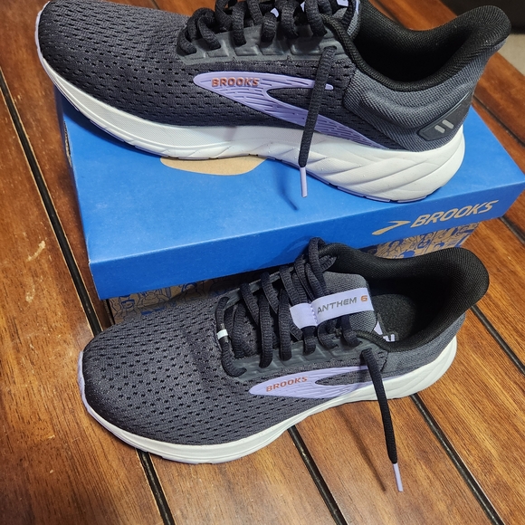 Brooks Anthem 6 Gray With Lavender Running Shoes - Picture 7 of 8